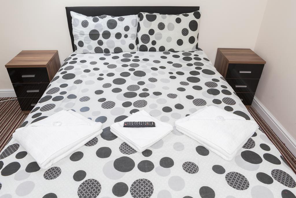 Southend Guest House - Close To Beach, Train Station & Southend Airport Bilik gambar