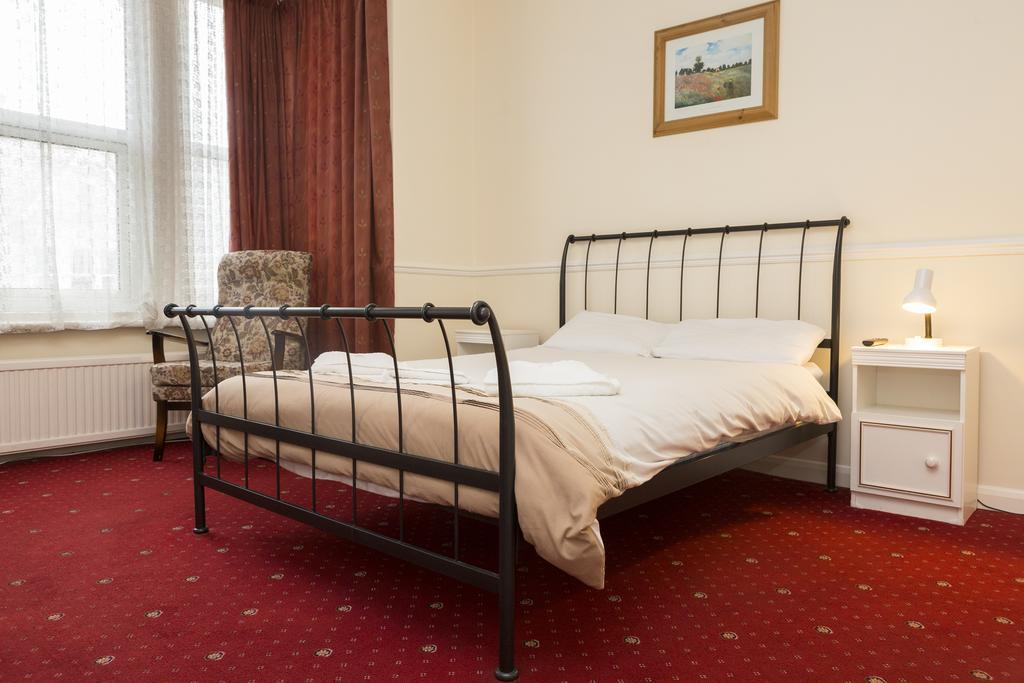 Southend Guest House - Close To Beach, Train Station & Southend Airport Bilik gambar