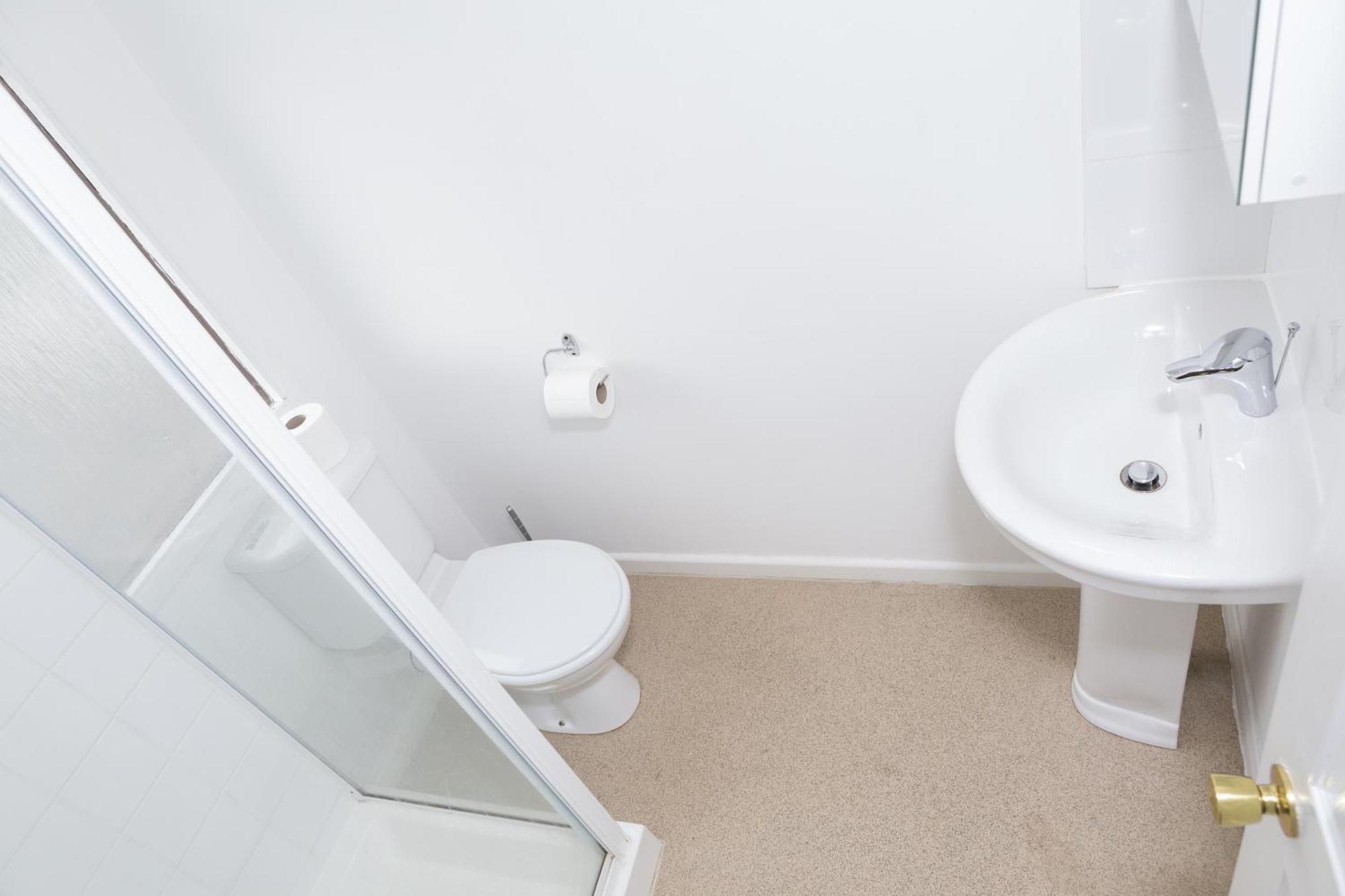 Southend Guest House - Close To Beach, Train Station & Southend Airport Bilik gambar